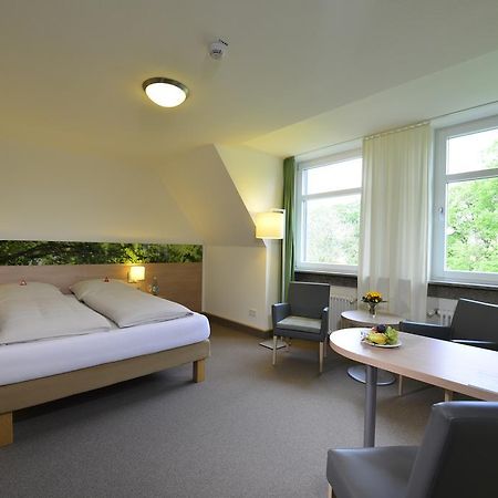 Tagungszentrum Schmerlenbach Hösbach Buitenkant foto