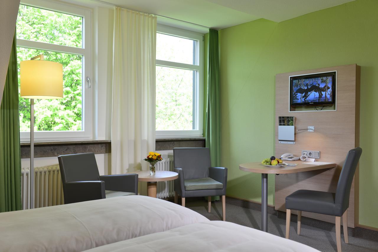 Tagungszentrum Schmerlenbach Hösbach Buitenkant foto
